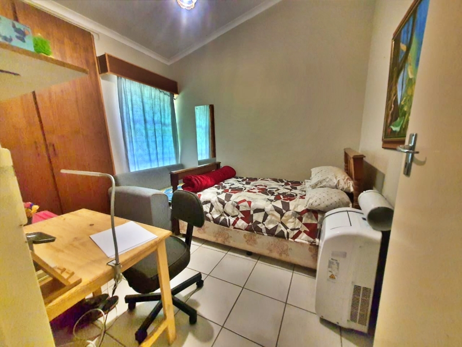 28 Bedroom Property for Sale in Kannoniers Park North West